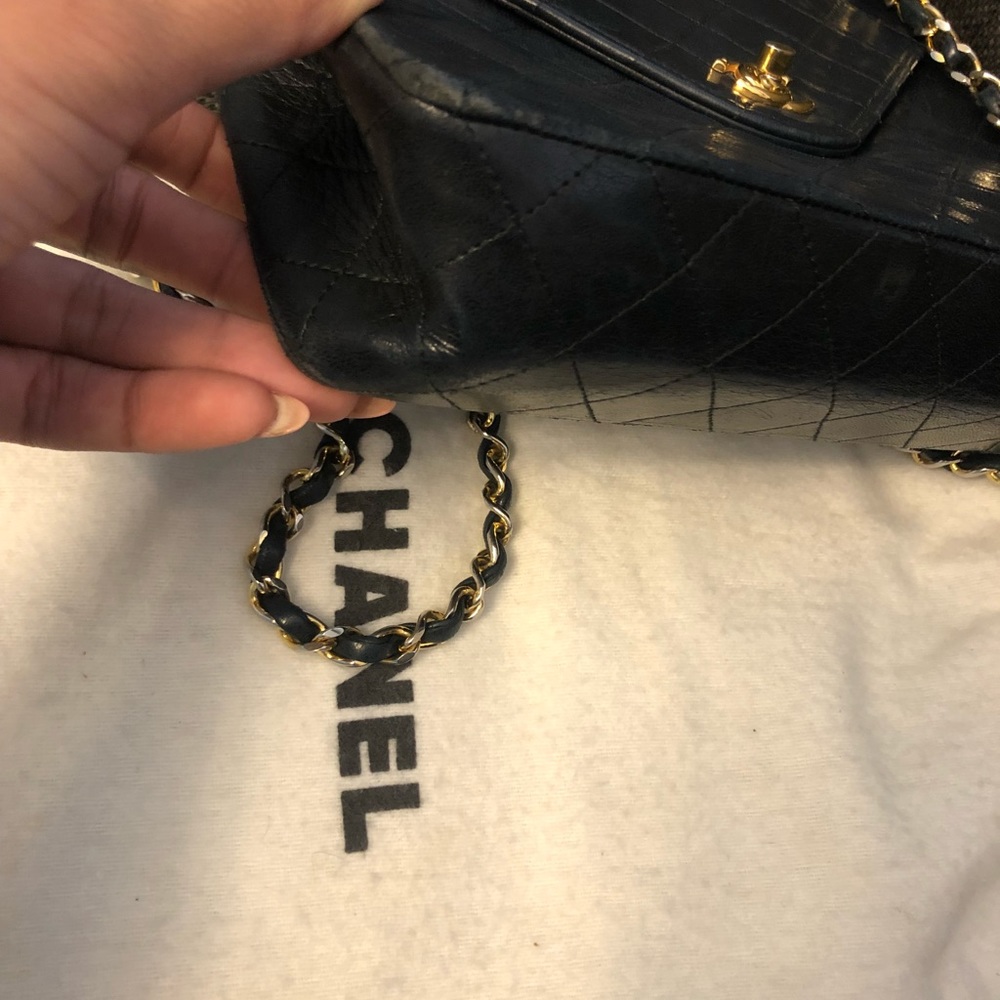 TRADED vintage AUTHENTIC Chanel classic flap - Picture 4 of 8